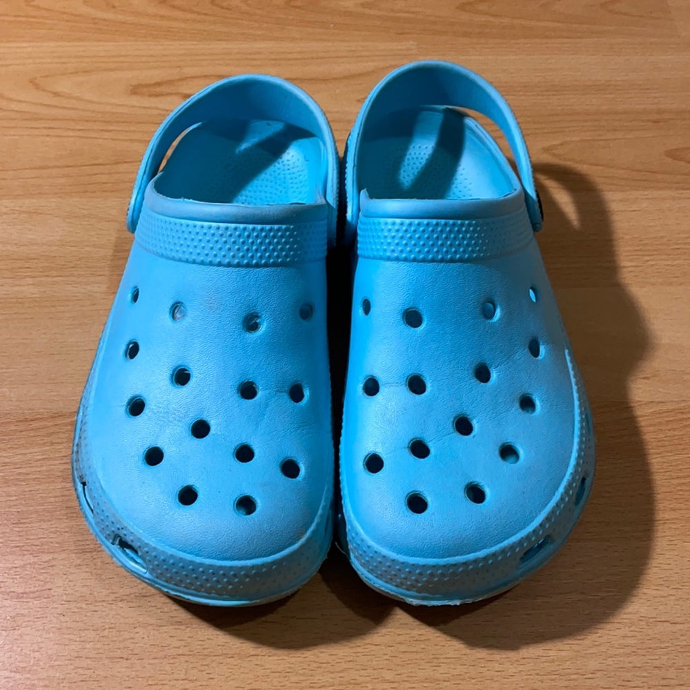 Crocs